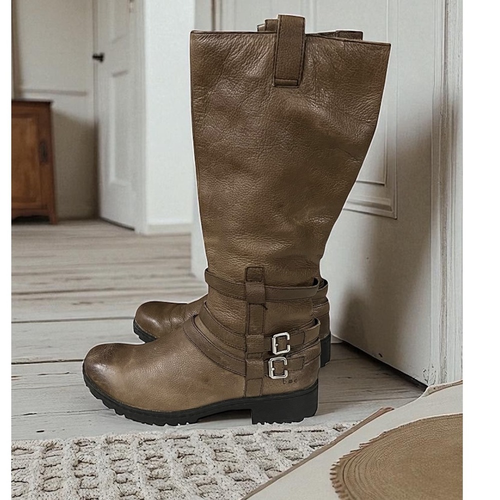 Born Brown Western Leather Tall Equestrian Riding‎ Boots  Buckle Accents Size 8